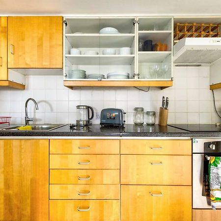 Altido Ultra Stylish Calton Road Apt W/ Parking Apartment Единбург Екстериор снимка