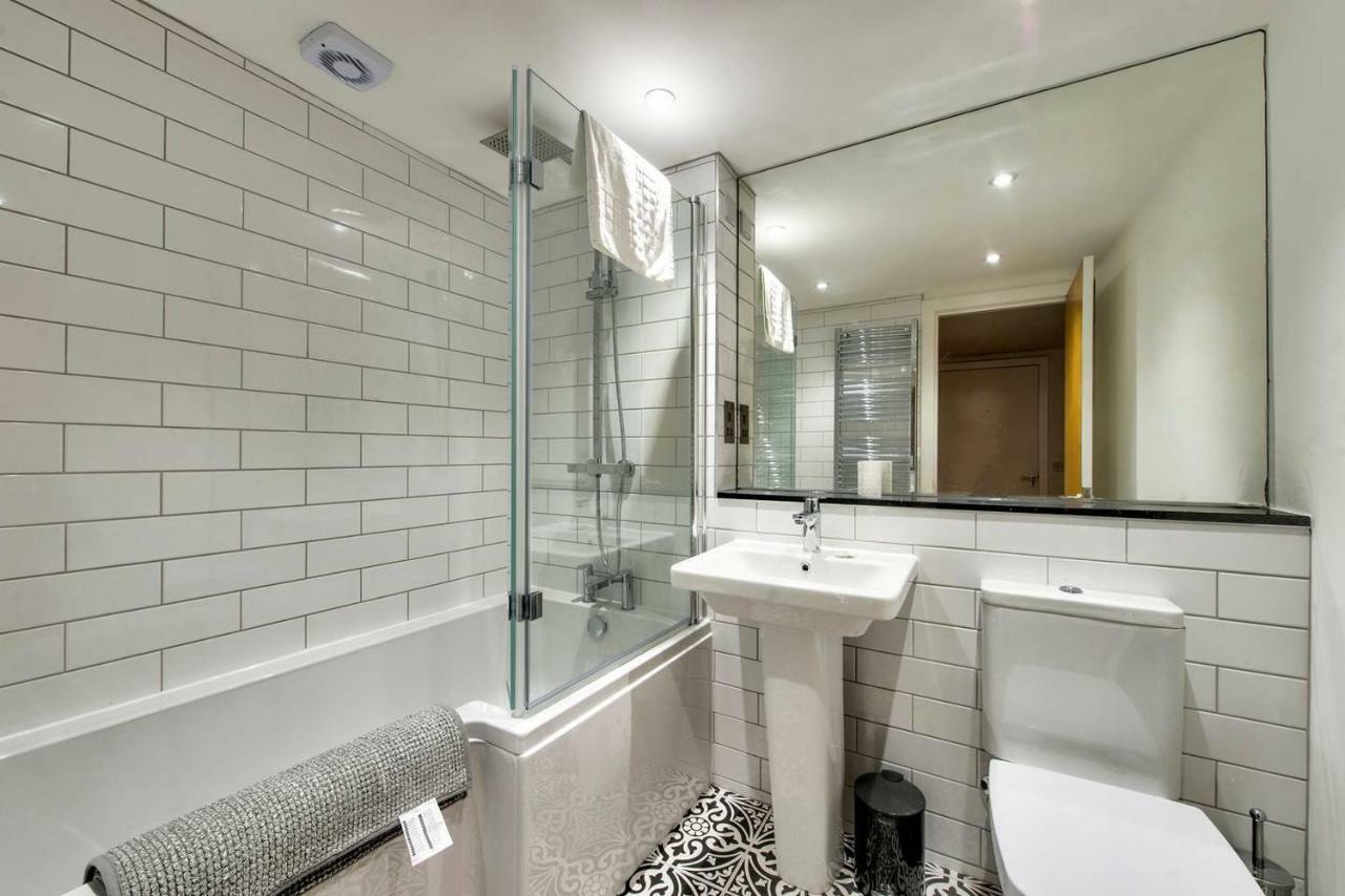 Altido Ultra Stylish Calton Road Apt W/ Parking Apartment Единбург Екстериор снимка